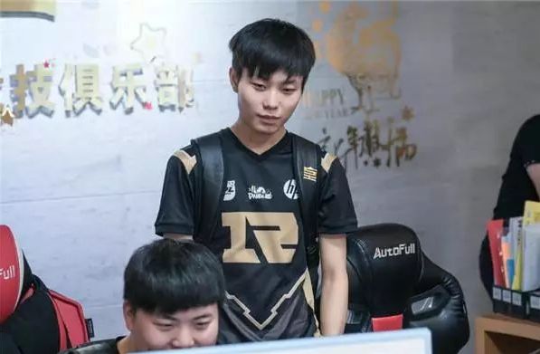 其媒体透露 其媒体透露