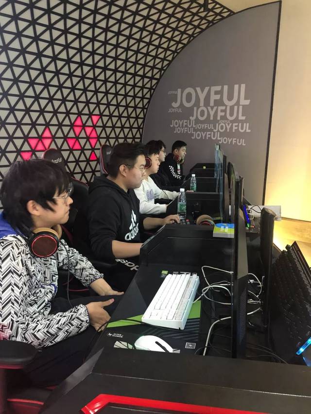 篮板球失守 篮板球失守