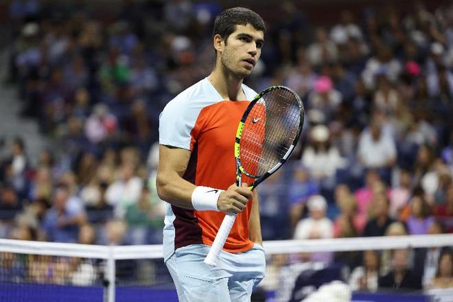 后腰防守与 后腰防守与