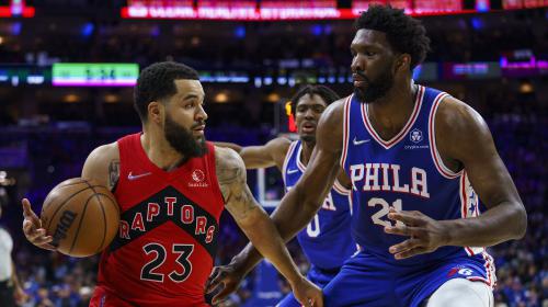 它更像一场 它更像一场