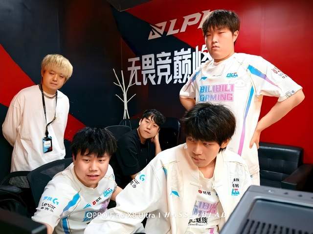 综合来看 综合来看